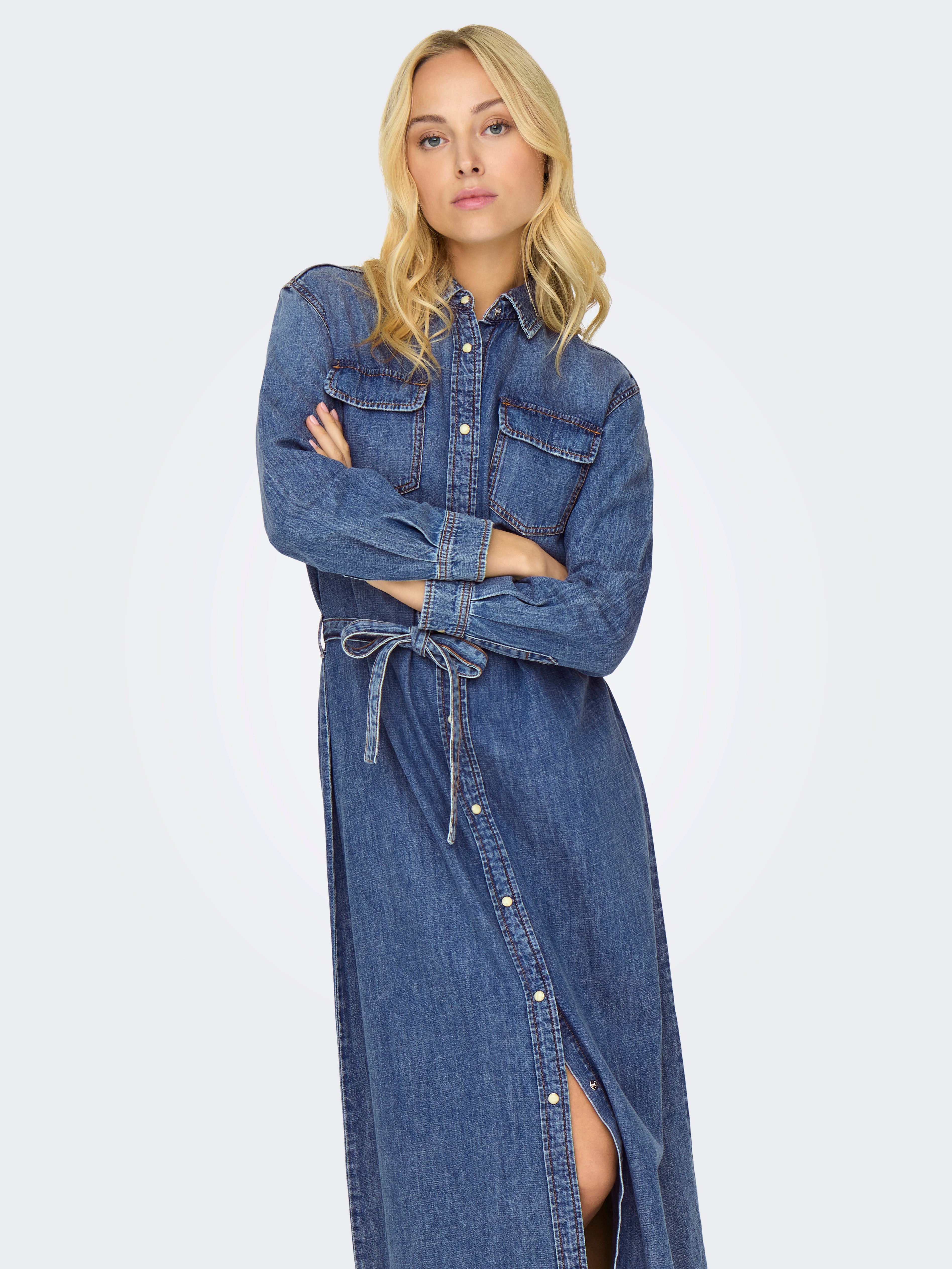 ONLTRUDY Langes Kleid Medium Blue Denim