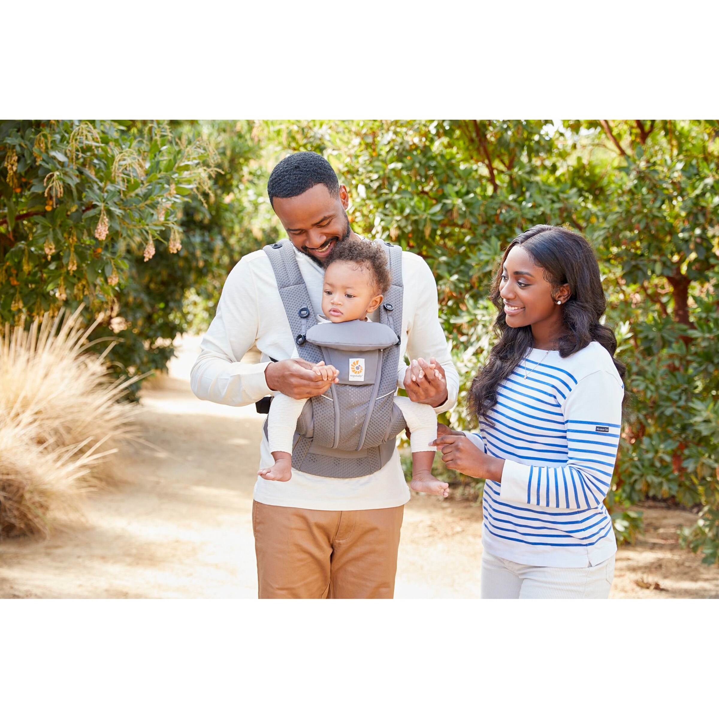 Ergobaby® - Omni Breeze Babytrage, 4 Tragepositionen Graphite Grey