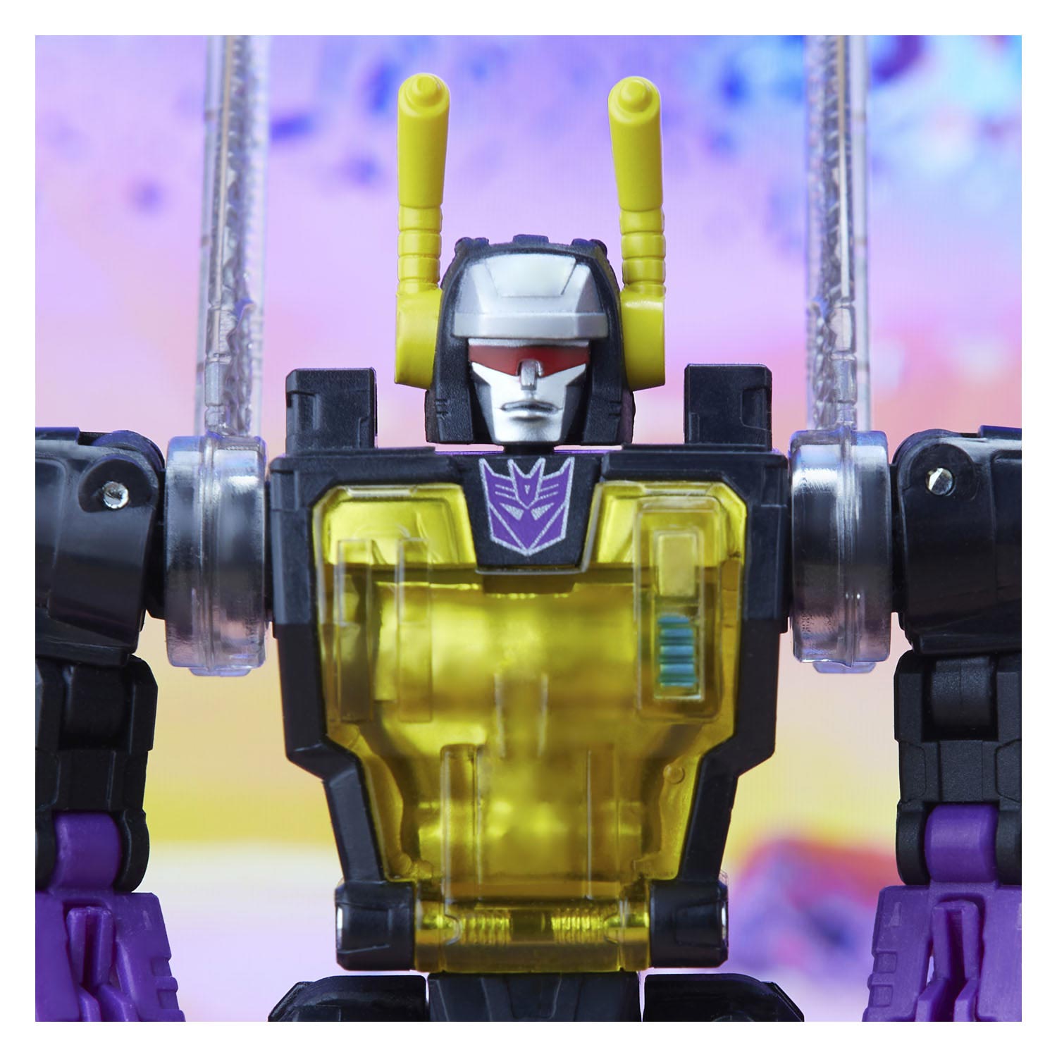 Transformers Generations Legacy Deluxe Kickback