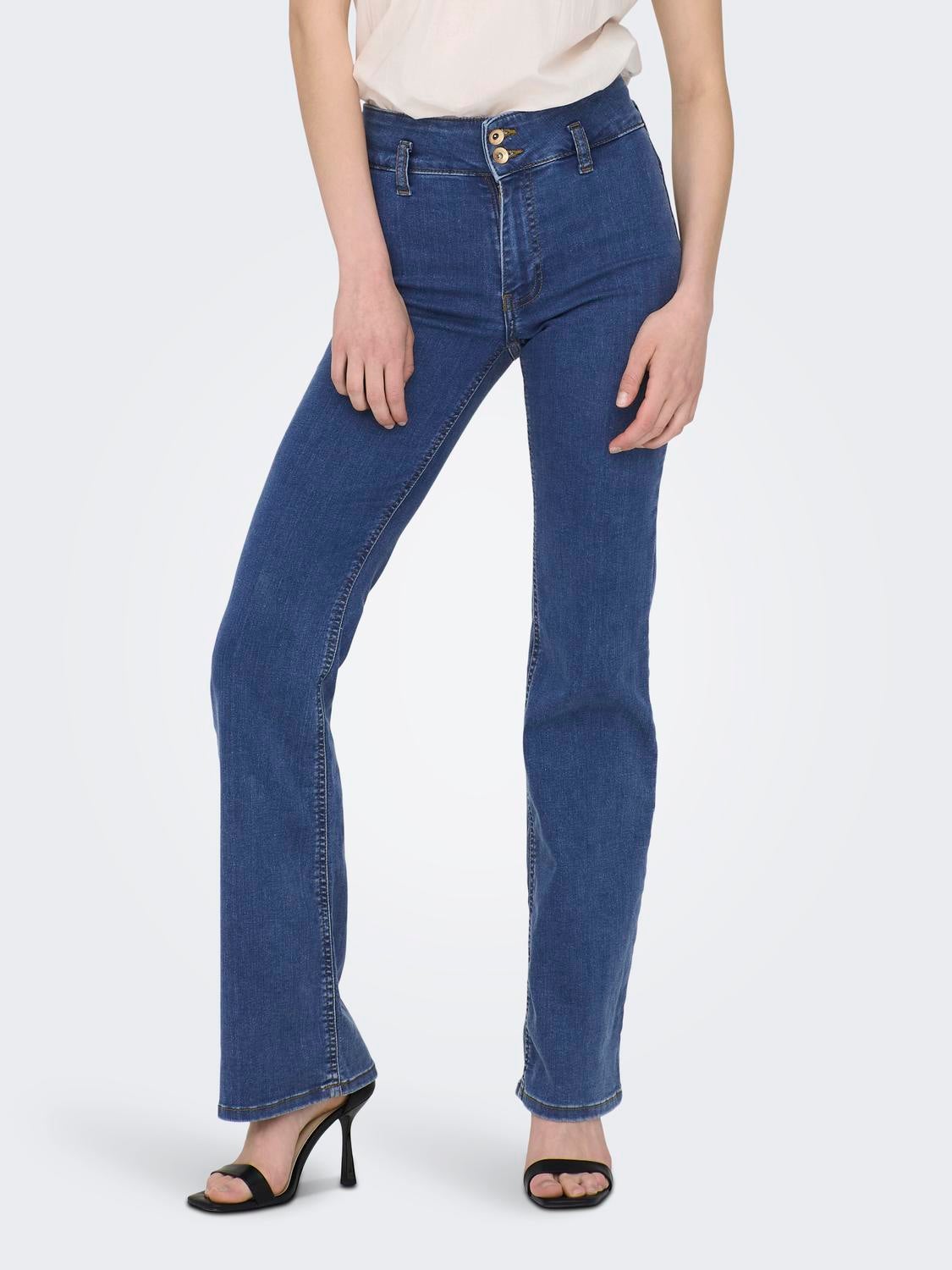 JDYNEWNIKKI Hohe Taille Ausgestellt Jeans Medium Blue Denim