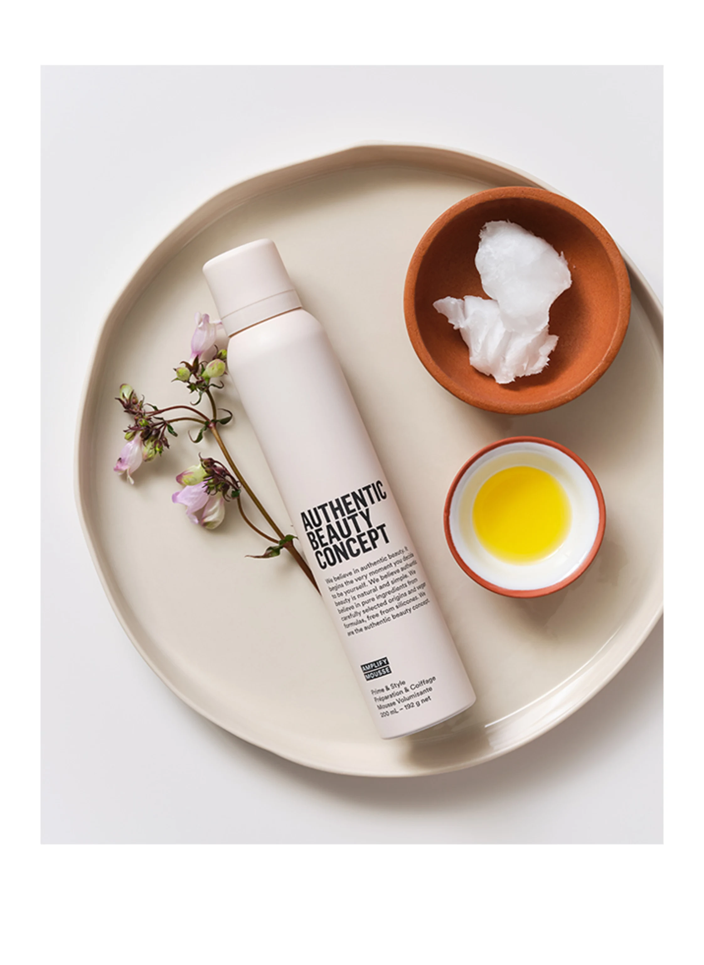 AUTHENTIC BEAUTY CONCEPT AMPLIFY MOUSSE