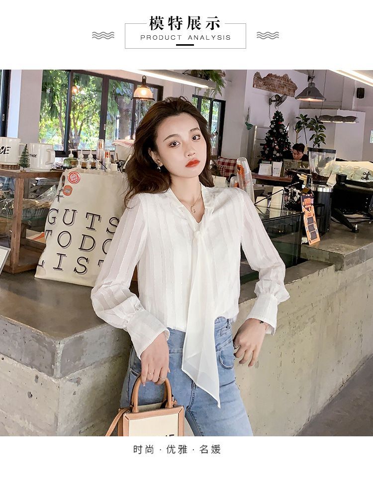 Karnel - Effen mesh kanten blouse