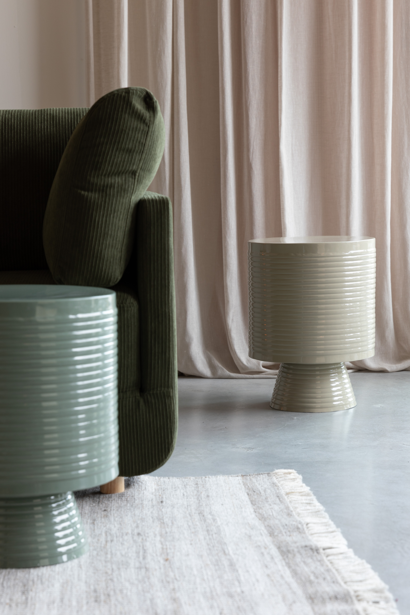 SIDE TABLE SVEN L IVORY