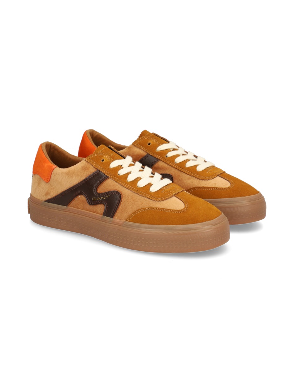 Carroly Sneaker
