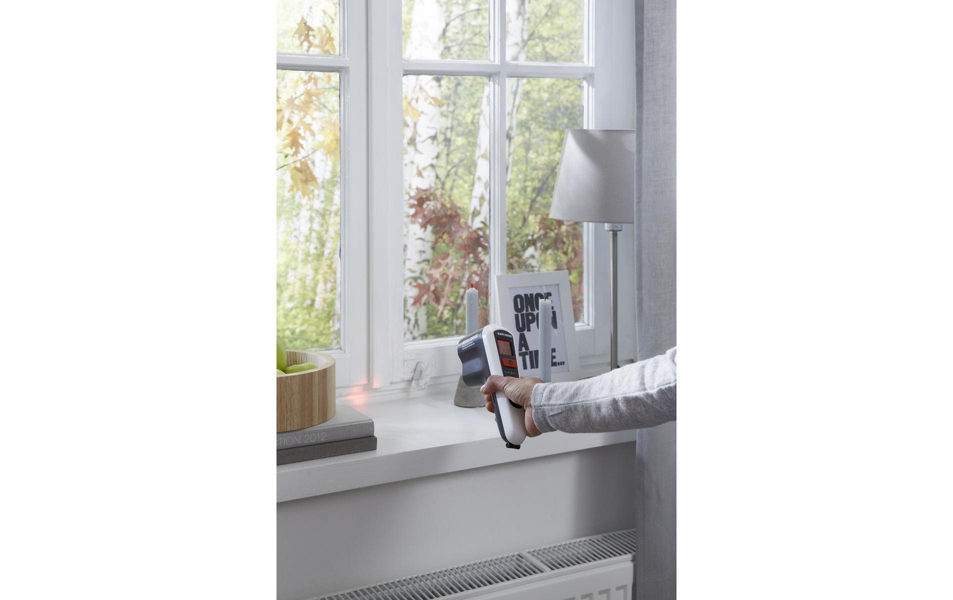 Dichtungsband E-Profil, Weiss, 25 m x 9 mmSelbstklebendes E-Profil-Dichtungsband