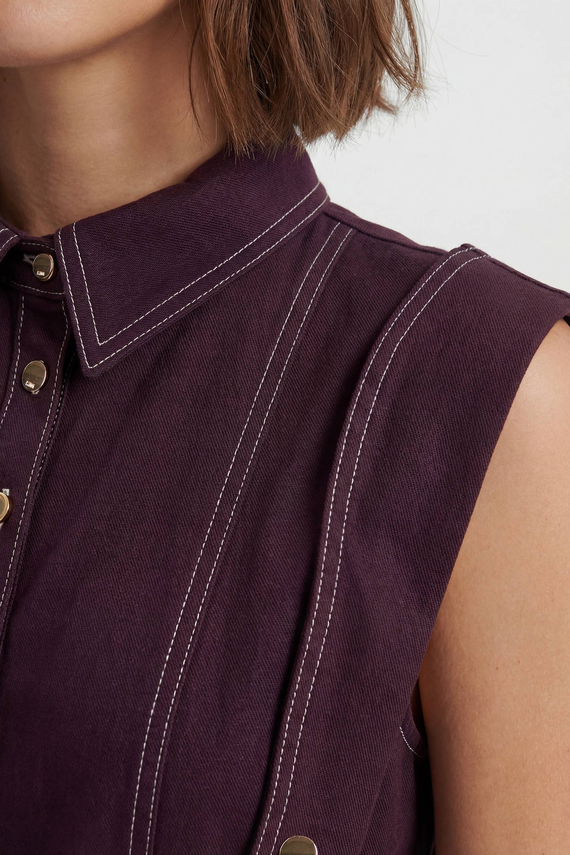 KarenMillen Robe Midi Cintrée Petite Taille Avec Ceinture Et Détails De Surpiqûres