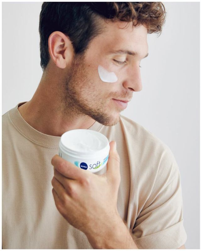 NIVEA Soft Hydraterende Creme Pot 300 ml