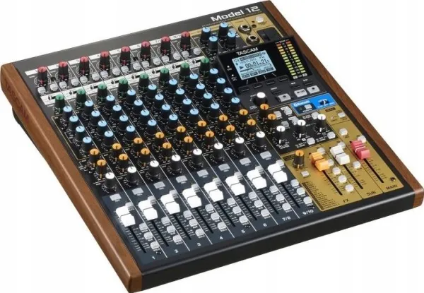 Tascam Model 12, 12 kanaler, Bluetooth, 16 W, Sort, Træ