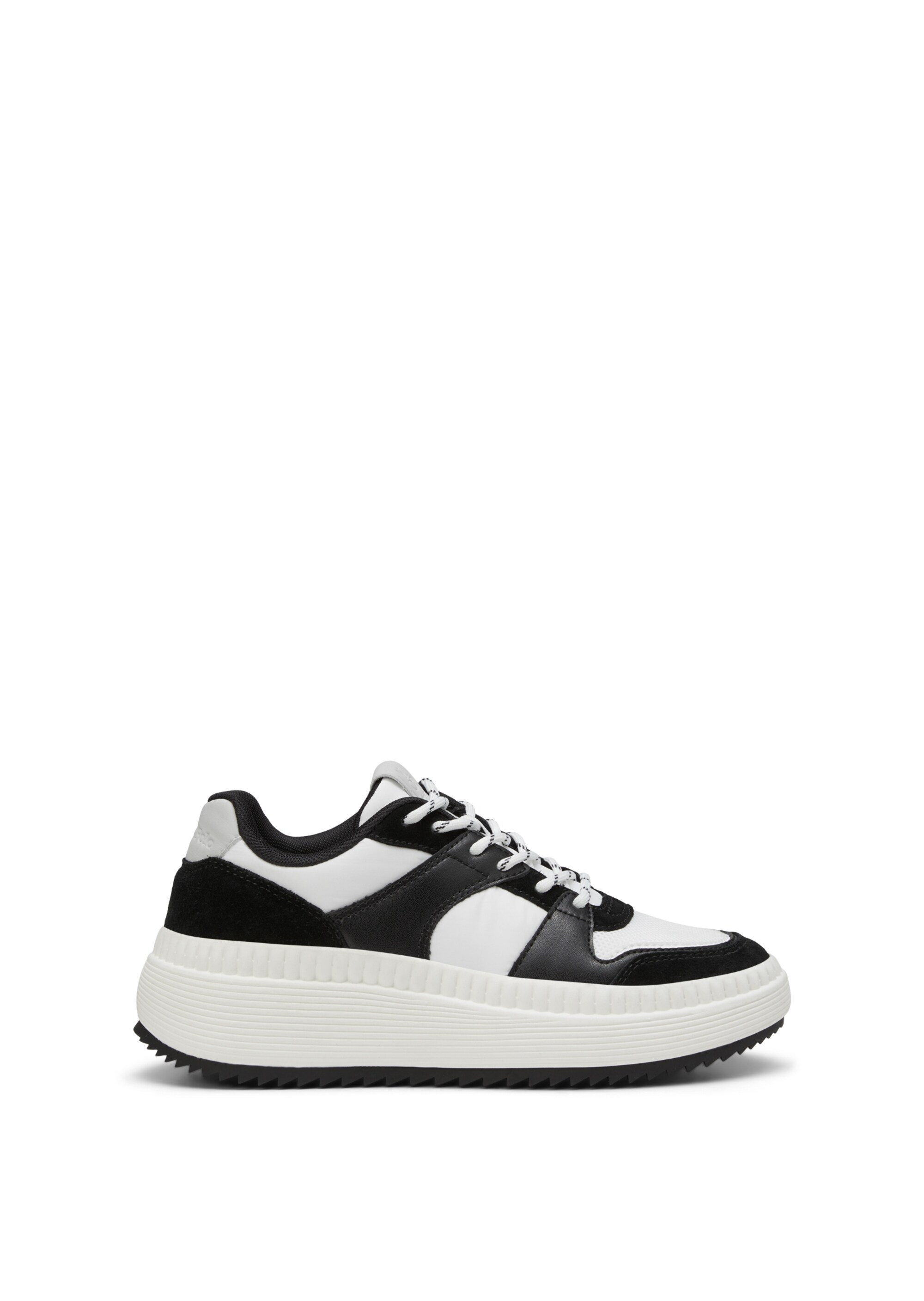 Sneaker mit Farb- und Material-Mix