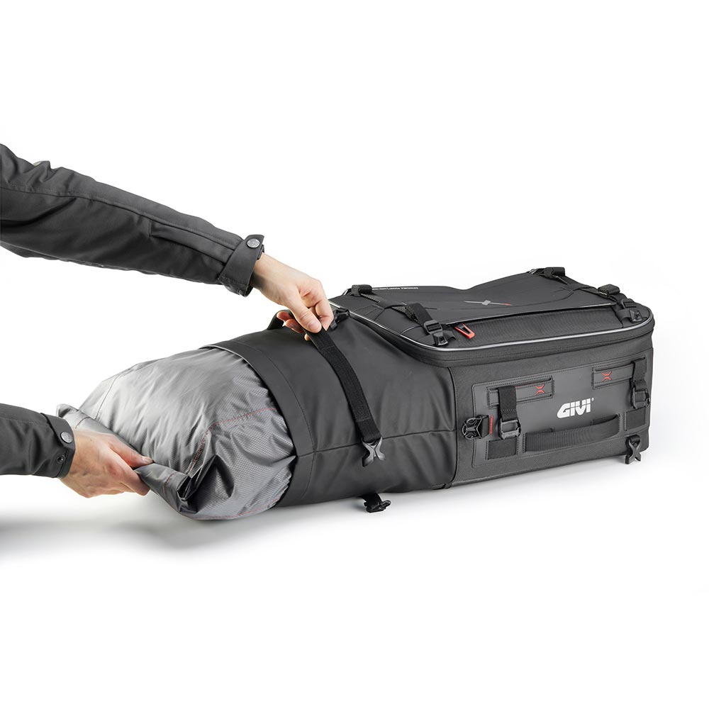 Givi - Sac de selle/cargo roll-top étanche X-Line XL02B Noir