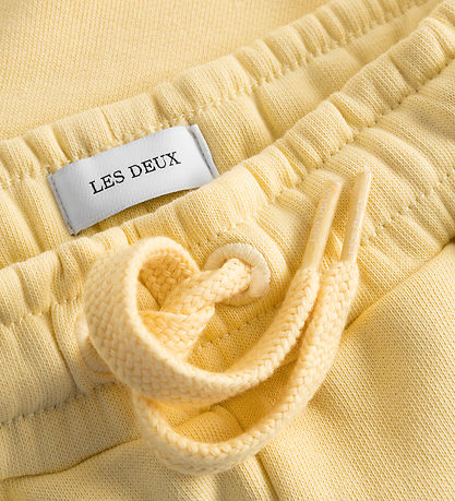 Les Deux Sweatshorts - Blåke - Pineapple/White