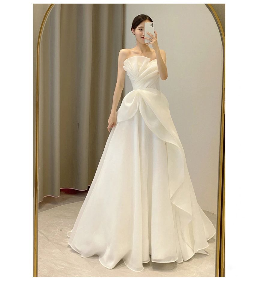 DreesHouse - Strapless A-lijn trouwjurk met smokwerk
