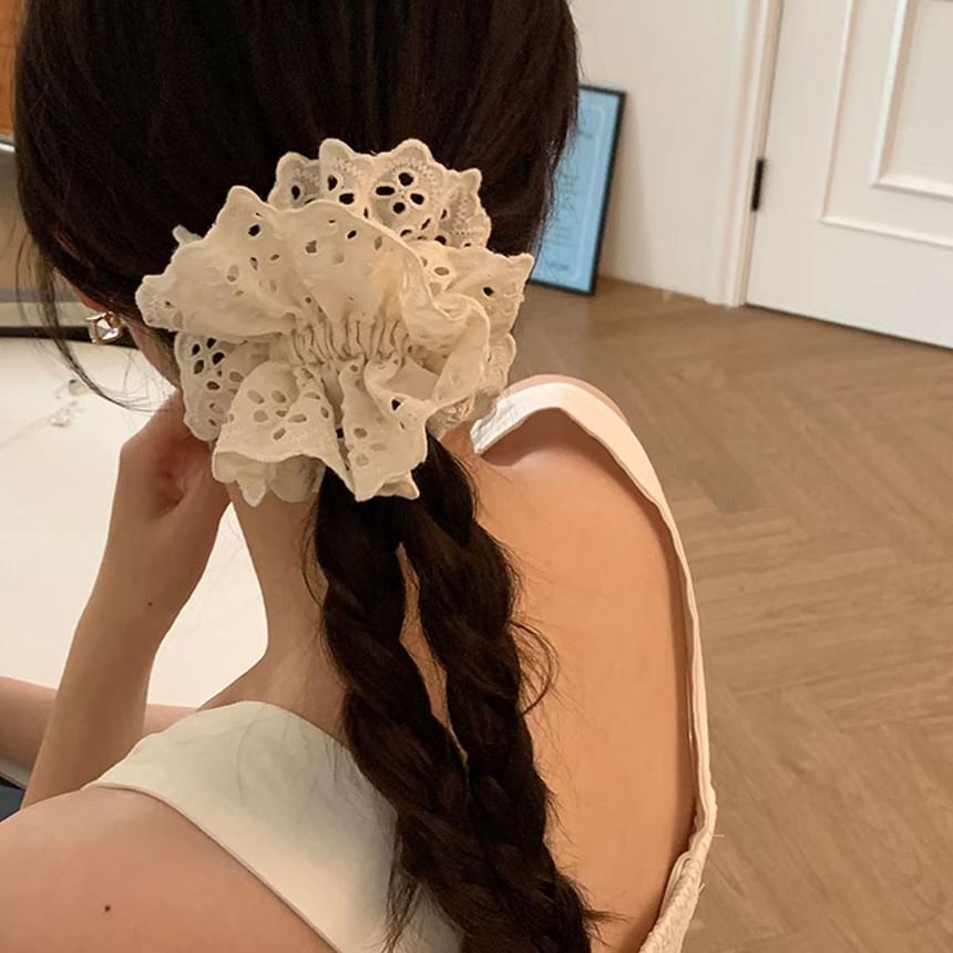 Chimerro - Effen Scrunchie met oogjes en kant / Haarspeld met strik