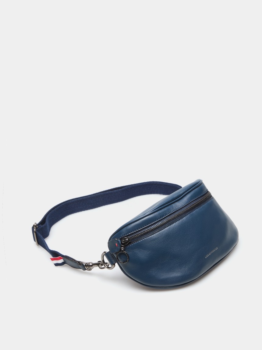 Bolsa de cintura em pele