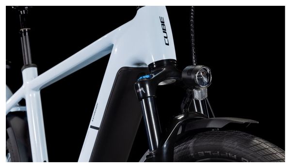 VTC Électrique Cube Kathmandu Hybrid One 800 Shimano Cues 10V 800 Wh 700 mm Blanc Bleu Polar 2025