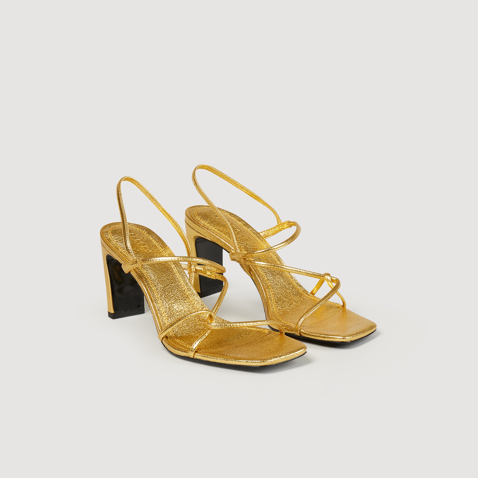 Sandales en cuir embosse