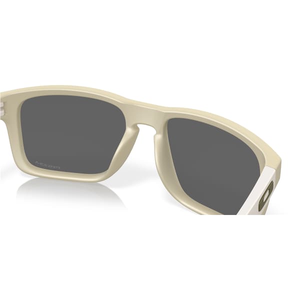 SFS272_Lunettes lifestyle OAKLEY HOLBROOK MTT SAND W/PRIZM BLK