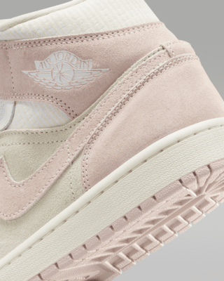 Air Jordan 1 Mid SE Women's Shoes