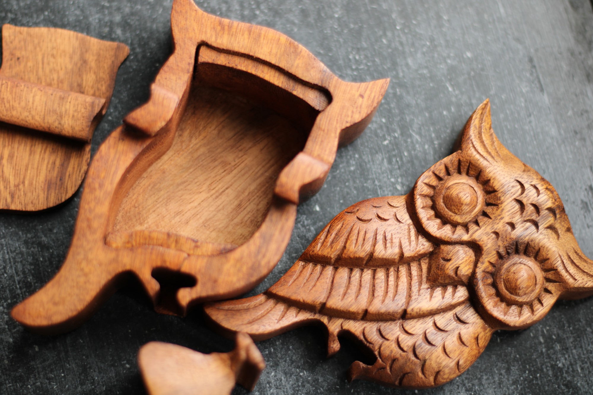 Secret Box 'Standing Owl', T 8,5 cm, B 6 cm, H 13,5 cm von fischer's lagerhaus