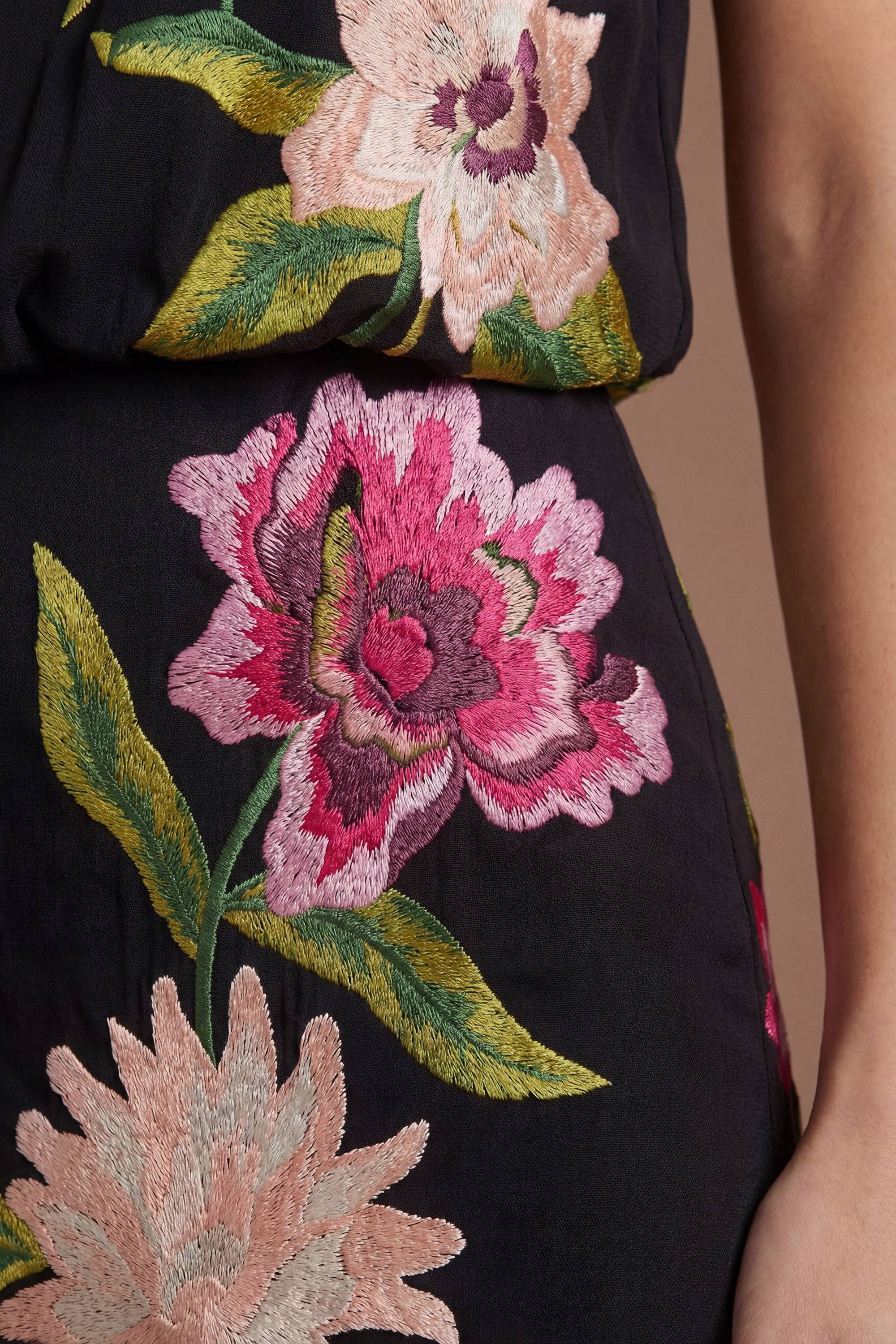 Coast Robe Midi À Col Montant Avec Broderie Florale