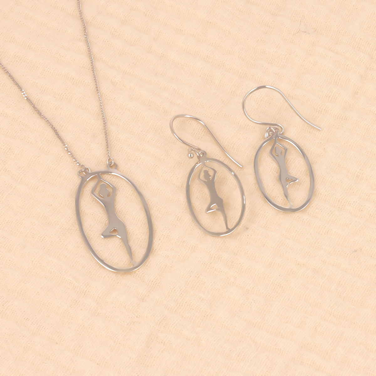 bijoux Collier posture yoga Argent massif ovale Femme