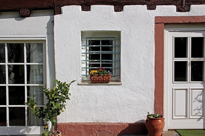 Alberts Fenstergitter Secorino Style 1000 - 1500 x 450 mm Ausziehgitter