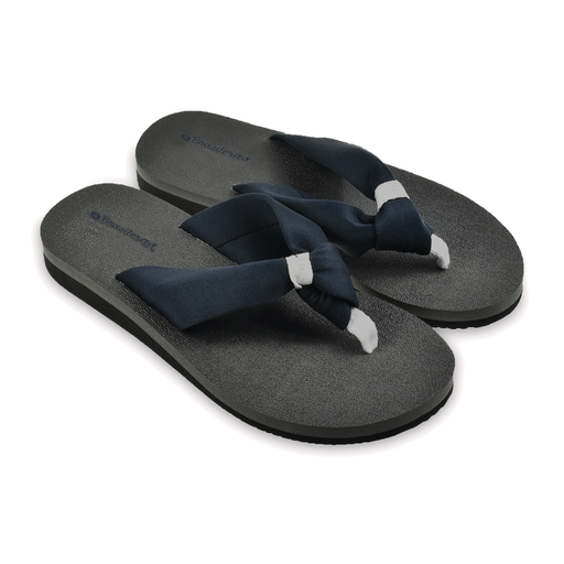 Chinelo de dedo com nó brasileiro