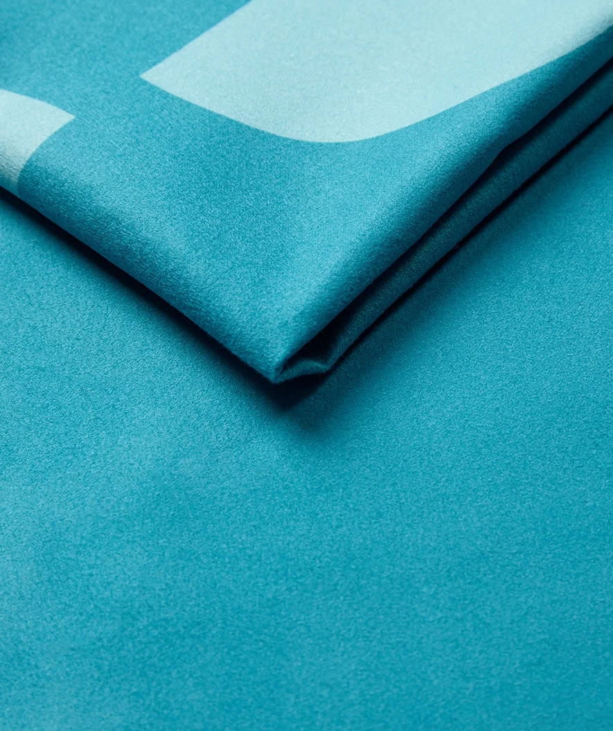 Watery microfiber håndklæde (160 x 80 cm) - Rafferty - Ocean Blue