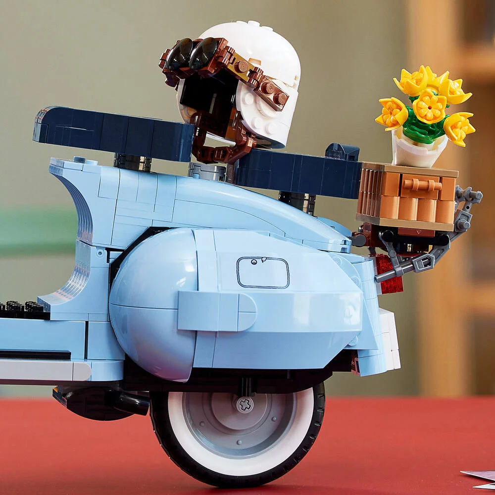 LEGO®ICONS 10298 - VESPA 125