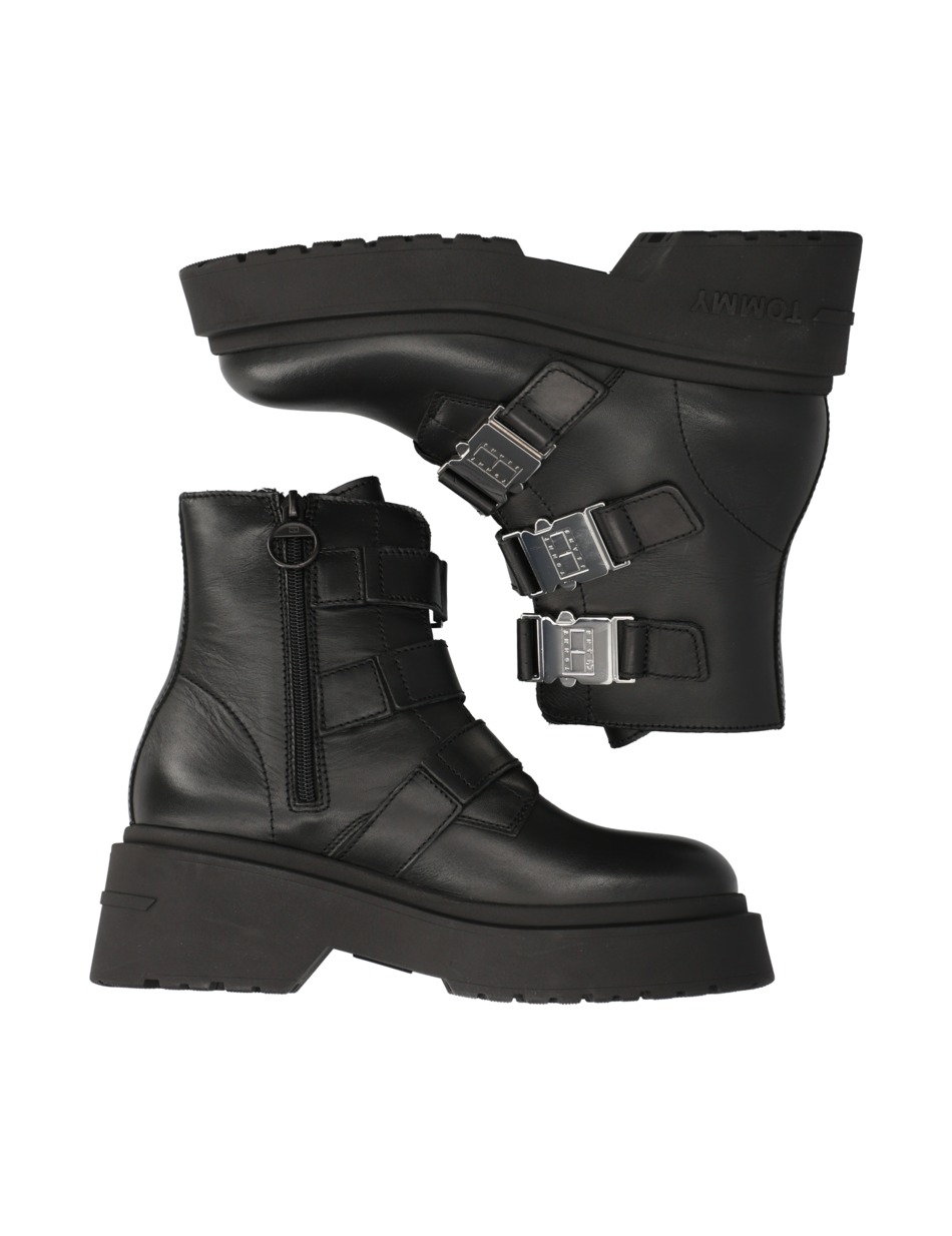 TJW CHUNKY BOOT HARDWARE