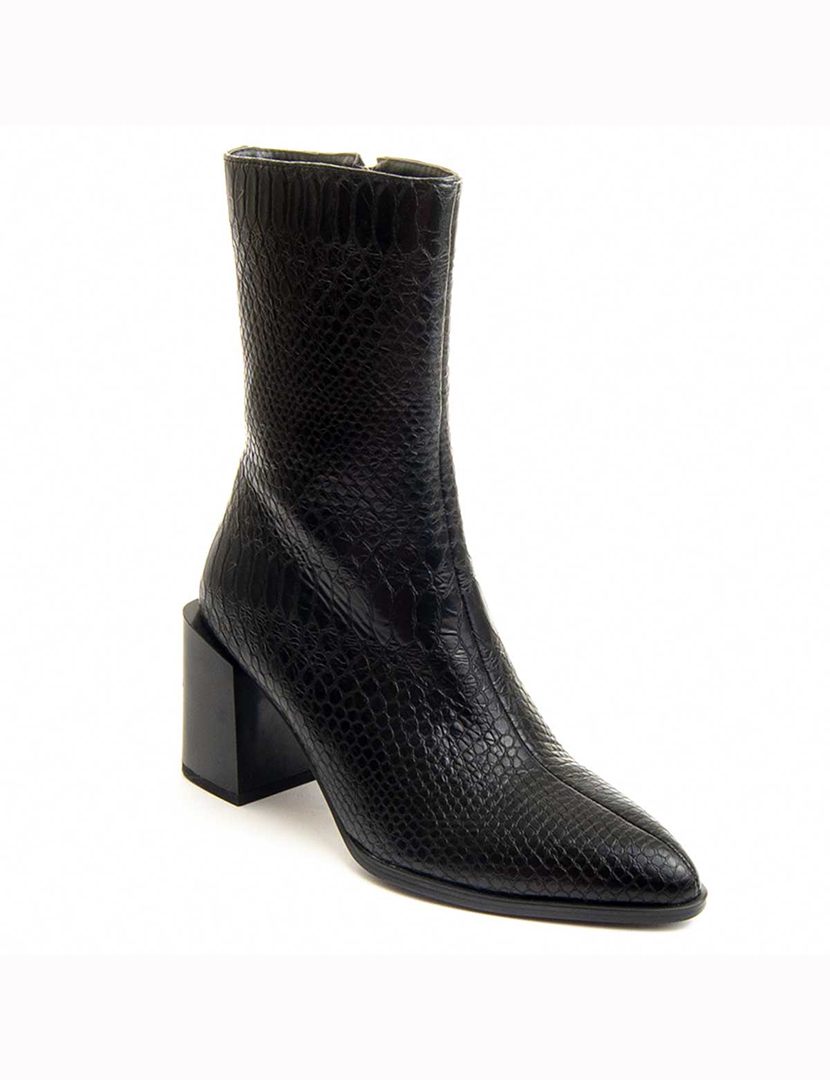 Black High Heels Ladies Boots
