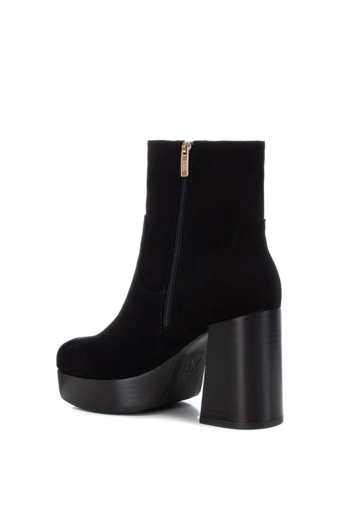 Botas de camurça femininas até o tornozelo