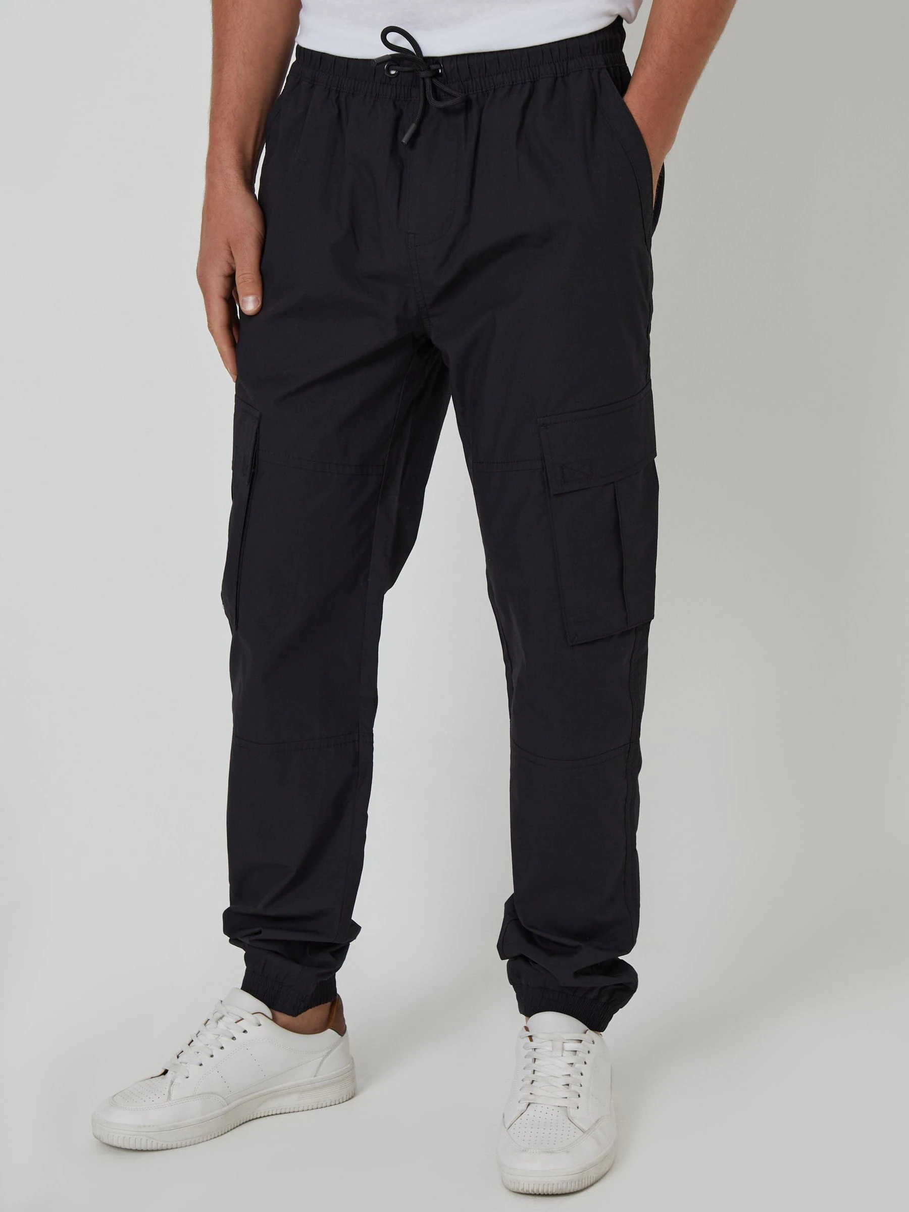 Zwart - Threadbare slim-fit cargobroek met boorden en 100% katoen