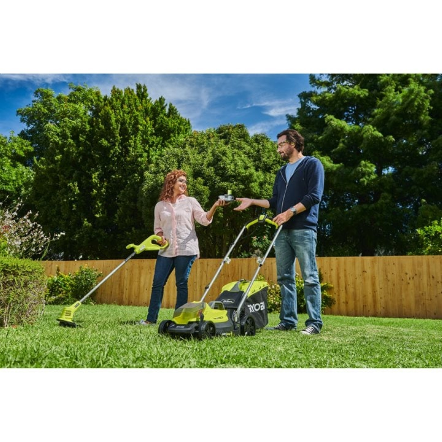 Ryobi ONE  RLM1833BLT1825M 18V Accu 33cm Grasmaaier & 25cm Grastrimmer kit (incl. 1x 4.0Ah accu & lader)