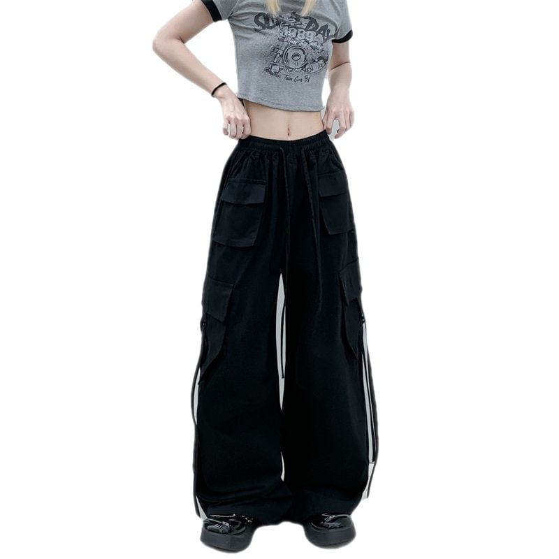 Vhancy - Low Rise Plain Wide Leg Cargo Pants