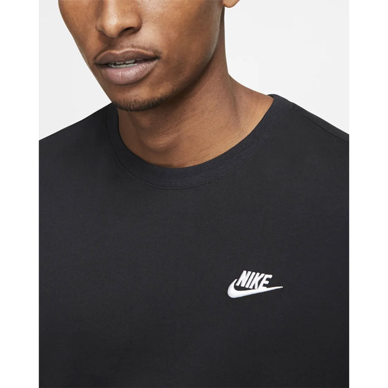 Nike Sportswear Club Tee