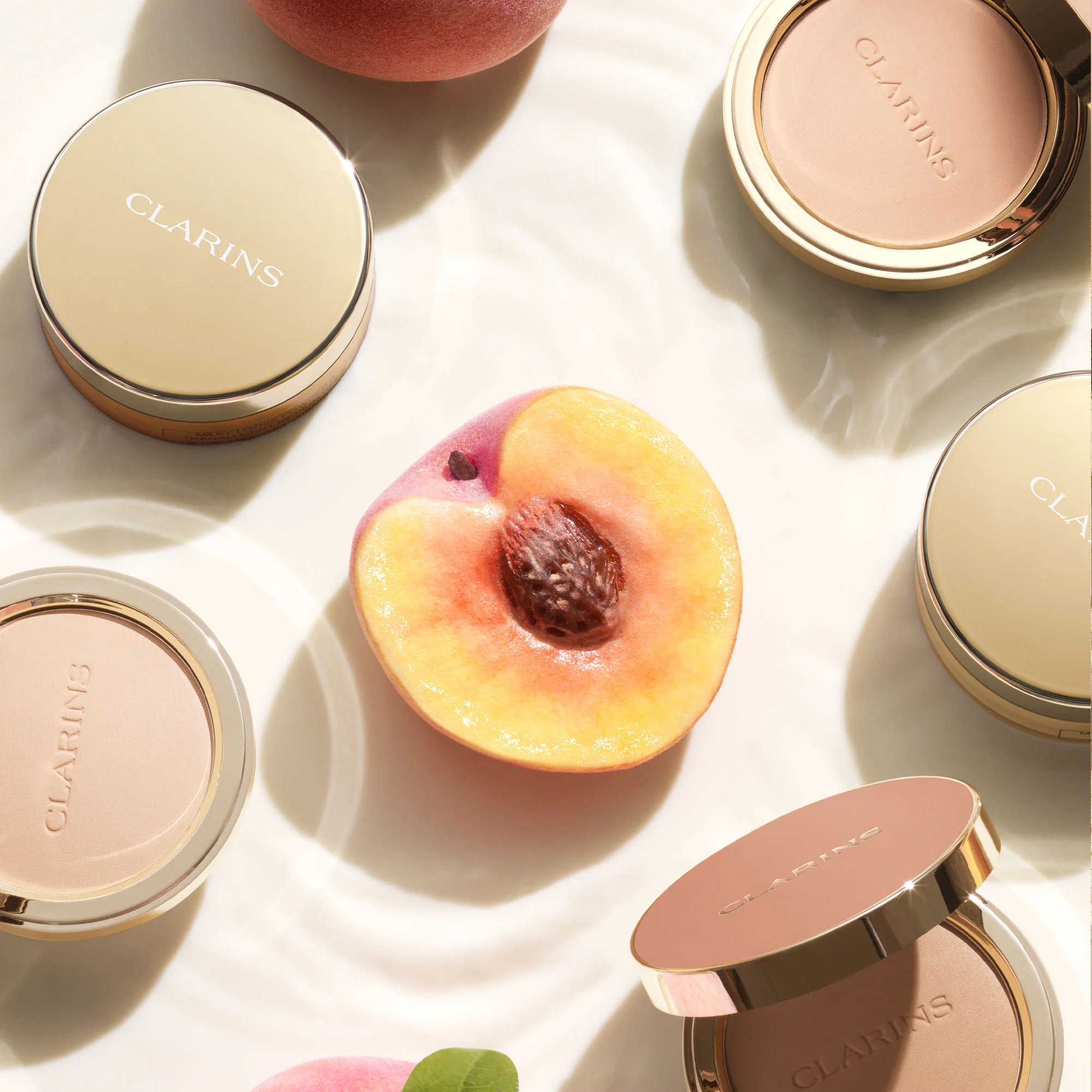 Ever Matte Compact Powder Poudre compacte matifiante infusée au lait de pêcher |- 02 - Light