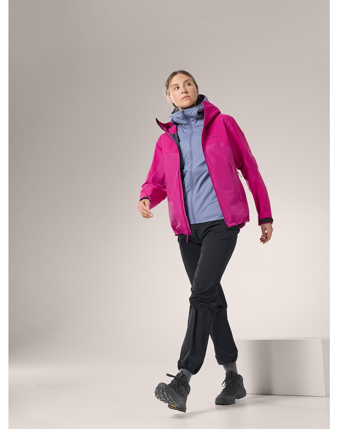 Atom Hoody Dame Stratus
