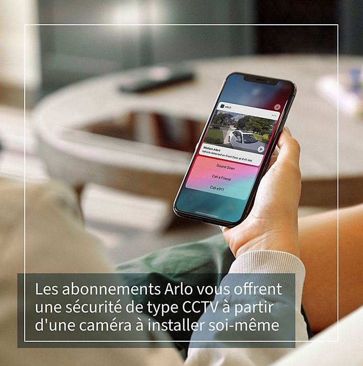 Caméra de vidéosurveillance sans fil Arlo Essential Spotlight 1080p blanche