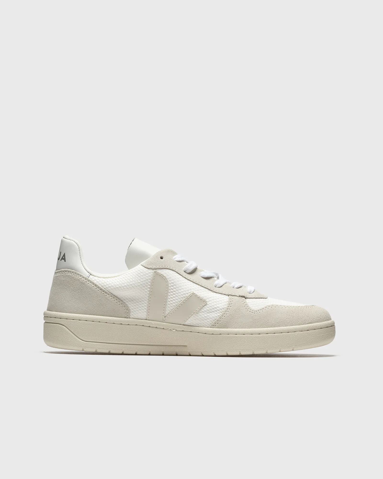 Veja WMNS V-10 B-MESH