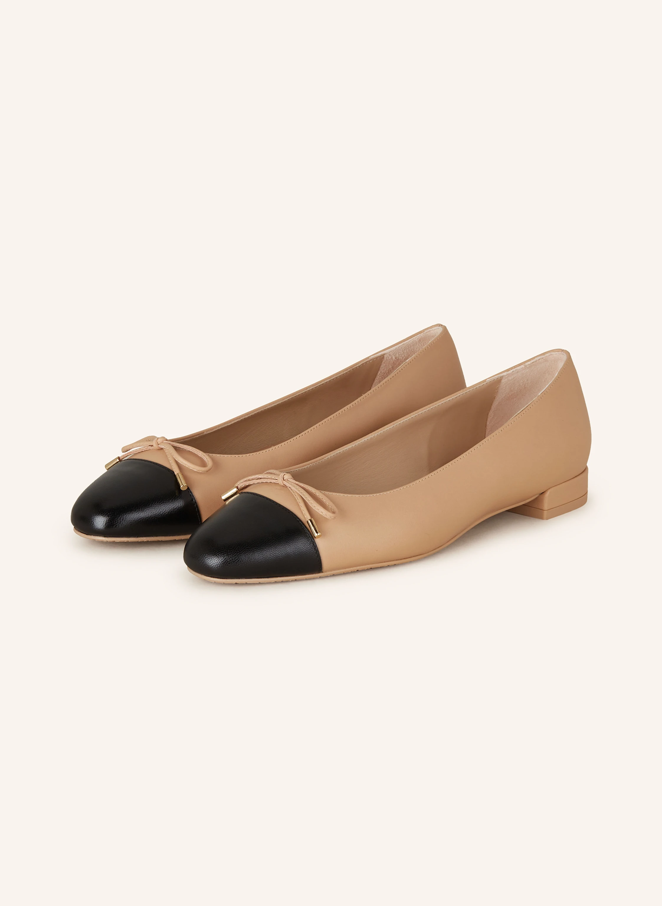 STUART WEITZMAN Ballerinas
