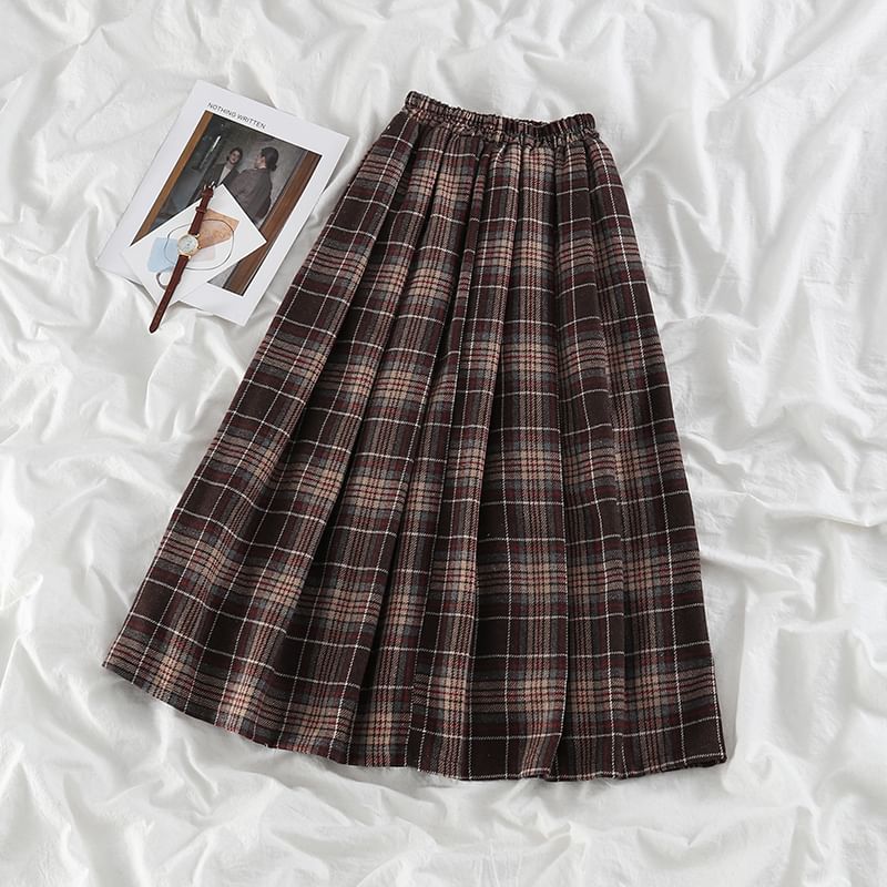 DIYI - Versleten losse trui / geruite midi-rok