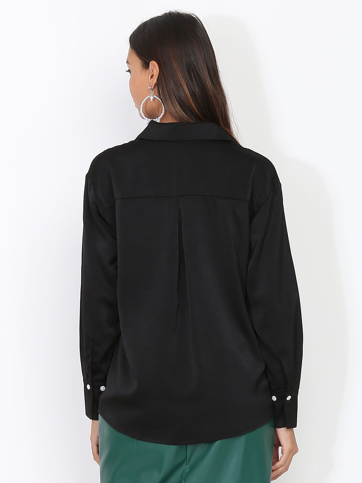 Chemise fluide et légère classique- Noir