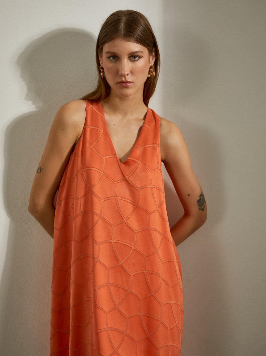 Vestido estampado sem mangas