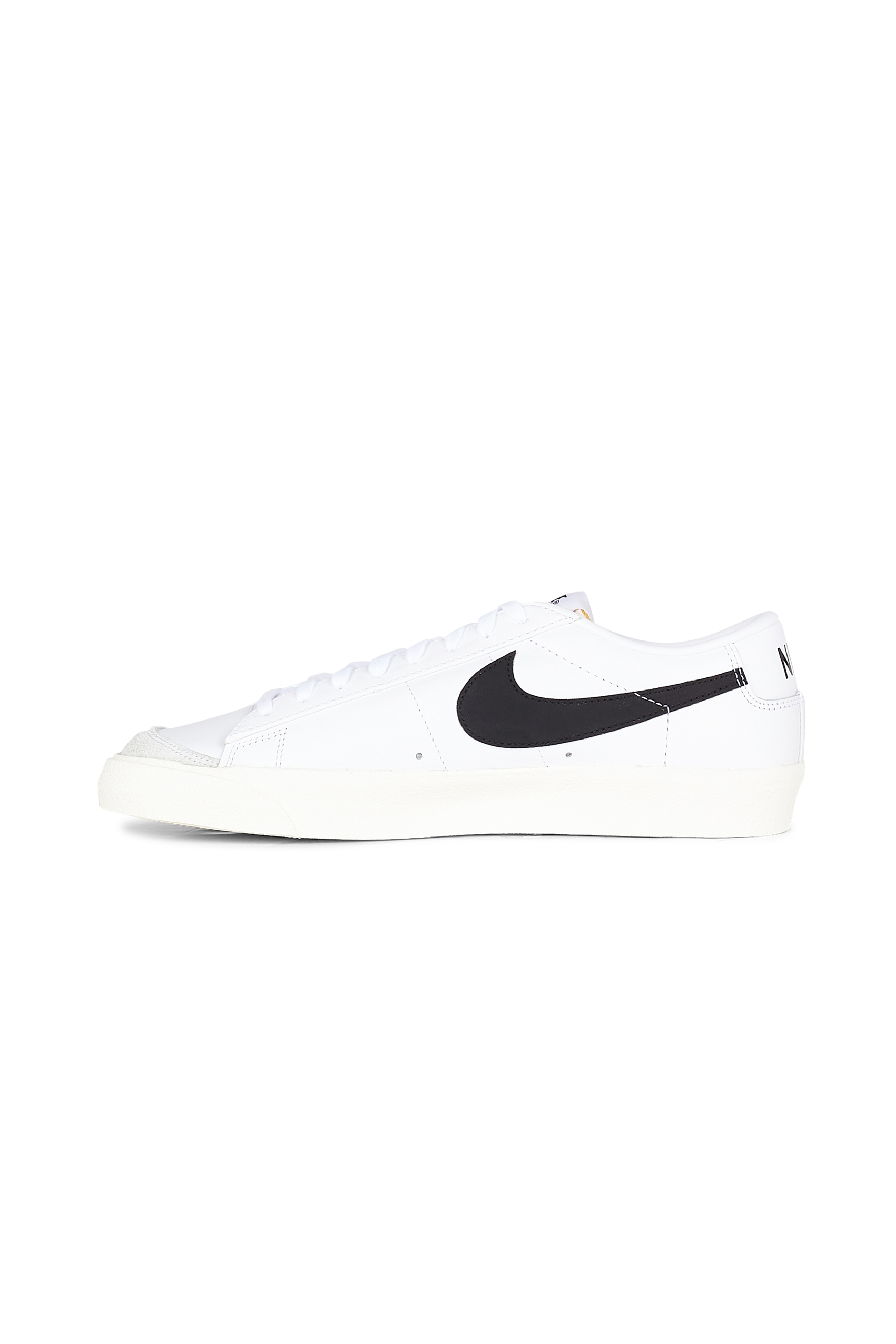 NIKE Baskets BLAZER LOW '77 VNTG Blanc