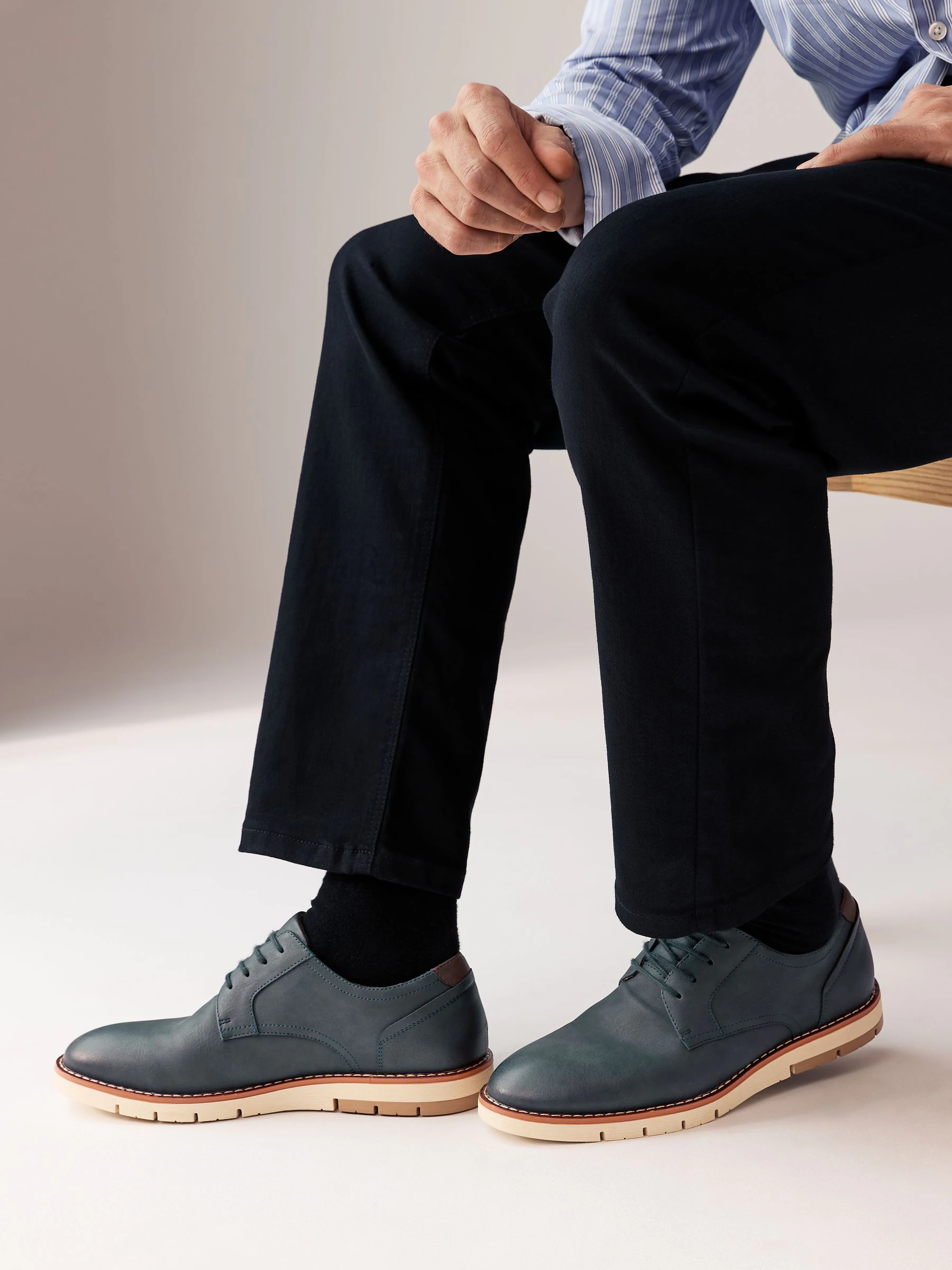 Donkerblauw - Sportschoenen met sleehak