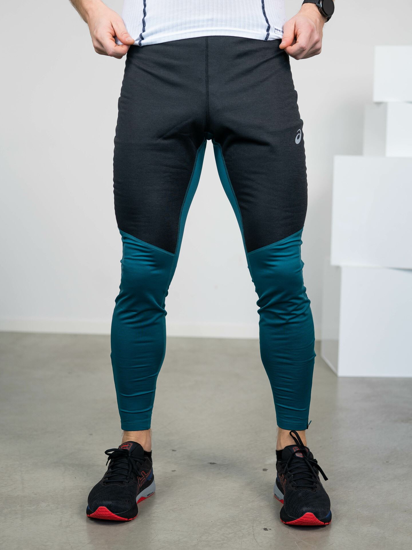 Winter Run Tight