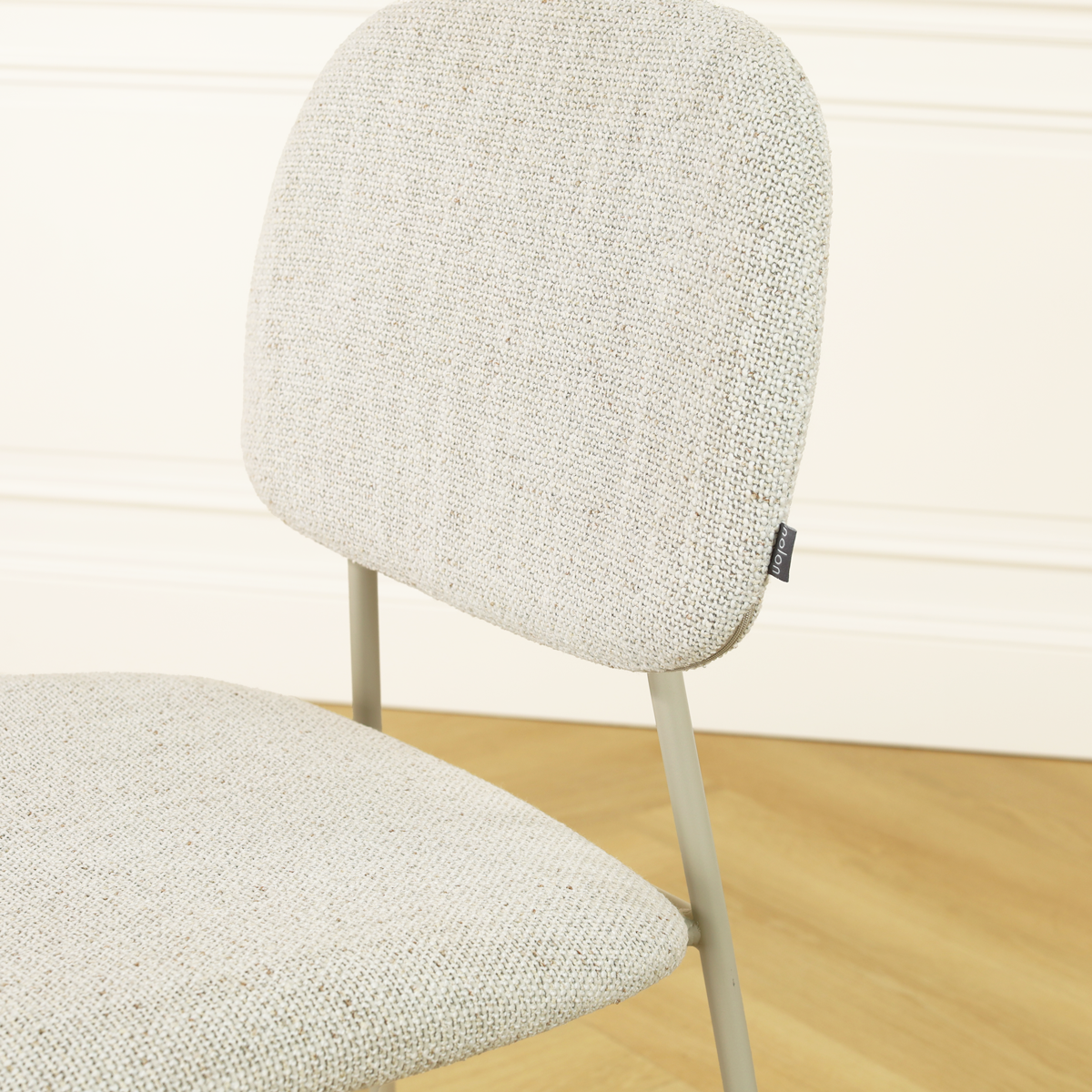 Eetkamerstoel Jasmijn beige gemêleerd grijsbeige onderstel