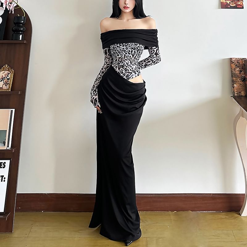 Sugarcoat - Lange mouwen off-shoulder luipaardprint split nep tweedelige maxi manteljurk