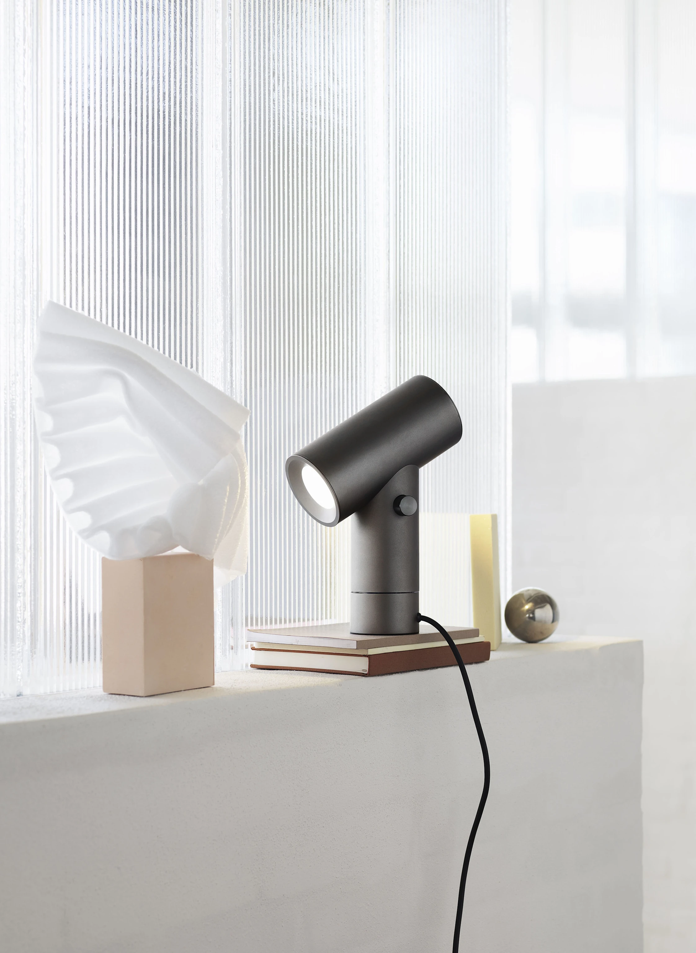MUUTO Stehleuchte BEAM